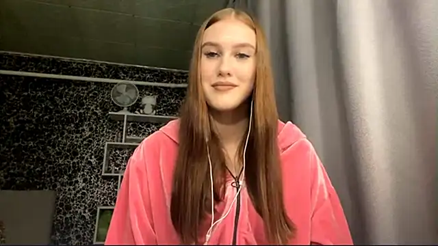 RanaBostel online show from September 2025 07:19:02 PM