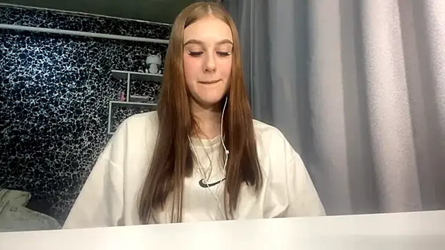 RanaBostel online show from September 2025 08:03:02 PM