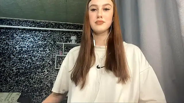 RanaBostel online show from September 2025 08:15:02 PM