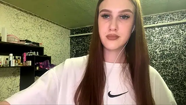 RanaBostel online show from October 2025 08:32:02 PM