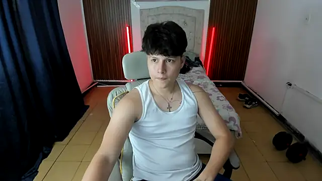daniel leon online show from May 2026 06:49:01 PM