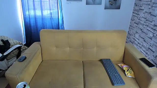 daniel leon online show from March 2026 06:20:01 PM