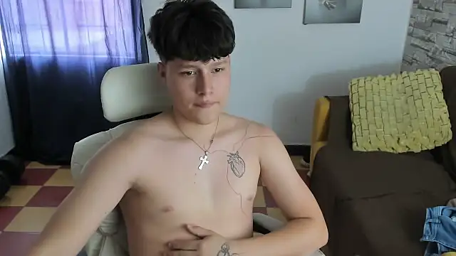 daniel leon online show from April 2026 06:15:01 PM