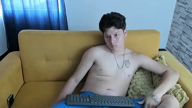 daniel leon online show from April 2026 06:08:02 PM