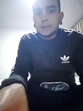 Carlandelli1 online show from November 2025 03:43:01 AM