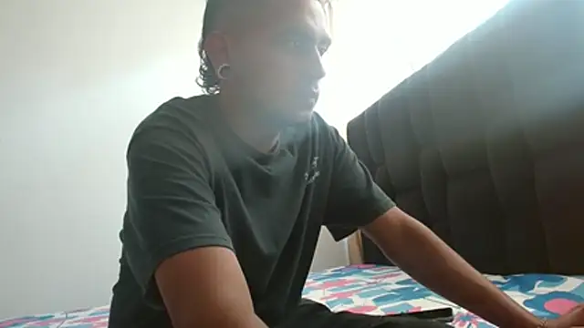 Carlandelli1 online show from October 2025 02:39:02 PM