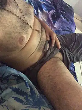 ormike007 online show from October 2025 09:38:01 PM