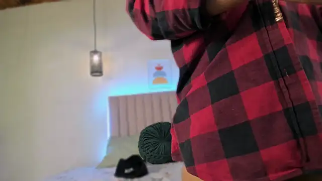 danika moriii online show from October 2025 11:25:01 PM