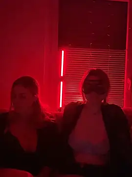 Cherrycolada online show from April 2026 09:27:01 PM