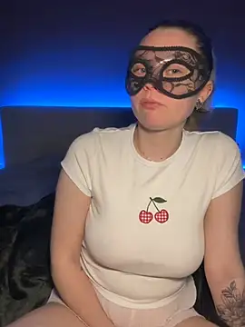 Cherrycolada online show from May 2026 09:35:02 PM