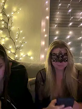 Cherrycolada online show from October 2025 11:49:01 PM