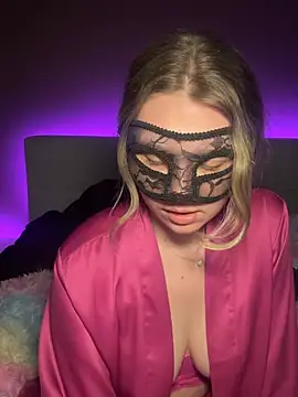 Cherrycolada online show from February 2026 12:13:02 AM