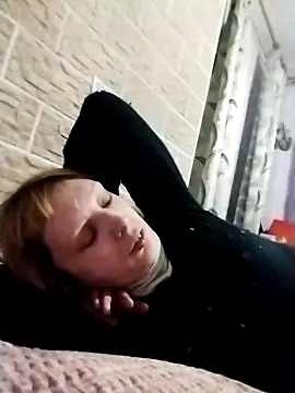 Ponka2011 online show from November 2025 06:35:02 AM