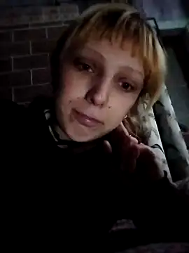 Ponka2011 online show from November 2025 06:25:01 AM