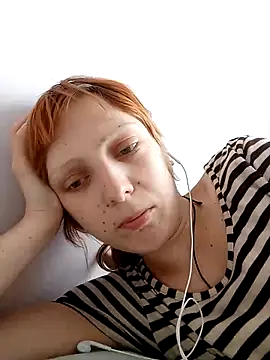 Snapshot of Ponka2011 chatting on June 2026 04:35:01 AM Ponka2011 online show from June 2026 04:35:01 AM