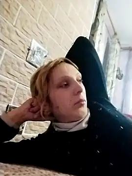 Ponka2011 online show from November 2025 06:36:02 AM