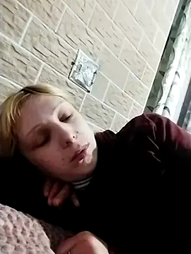 Ponka2011 online show from October 2025 05:06:02 AM