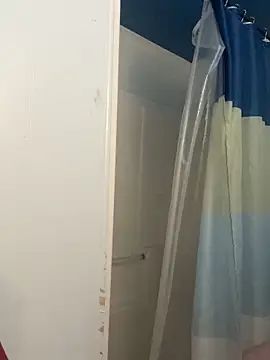 Foxy-lover online show from November 2025 05:40:02 AM