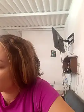 lindsay-rosee online show from April 2026 06:24:01 PM