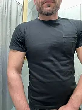 giovan2020 online show from February 2026 10:42:01 PM