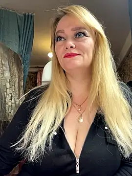 Sweet-blonde online show from November 2025 12:31:02 PM