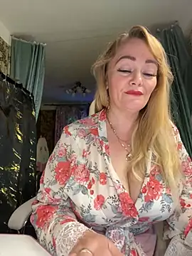 Snapshot of Sweet-blonde chatting on July 2026 10:09:01 PM Sweet-blonde online show from July 2026 10:09:01 PM