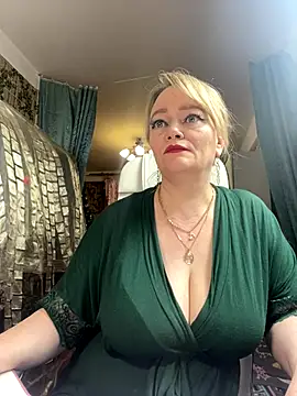 Sweet-blonde online show from December 2025 05:49:02 PM