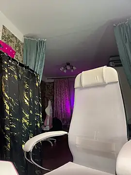 Snapshot of Sweet-blonde chatting on June 2026 10:25:02 PM Sweet-blonde online show from June 2026 10:25:02 PM