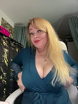 Sweet-blonde online show from June 2026 09:41:01 PM