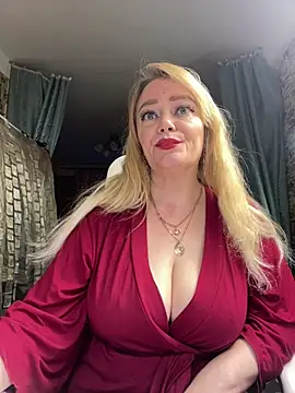 Sweet-blonde online show from February 2026 08:30:01 PM