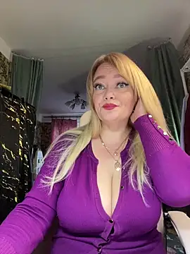 Sweet-blonde online show from April 2026 04:19:01 PM