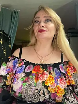 Sweet-blonde online show from May 2026 09:55:01 PM