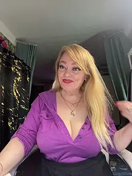 Sweet-blonde online show from March 2026 07:04:01 PM