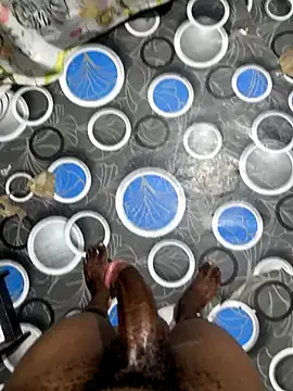 Snapshot of BlackCurvyDickk chatting on October 2025 12:29:02 AM BlackCurvyDickk online show from October 2025 12:29:02 AM