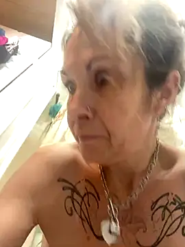 karmaduewid online show from September 2025 09:05:02 AM