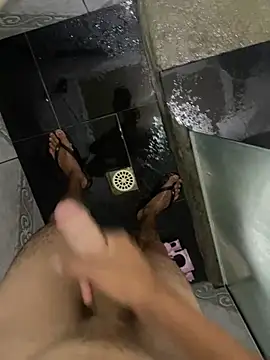 ooMiguel17CM online show from February 2026 02:41:01 AM