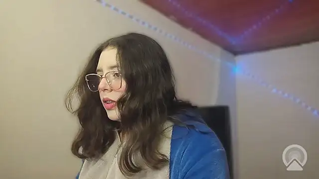 Pao Ly online show from June 2026 06:52:01 PM
