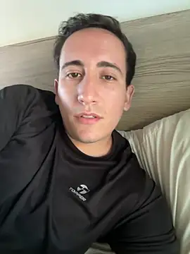 agustinnnnnns online show from September 2025 08:37:01 PM