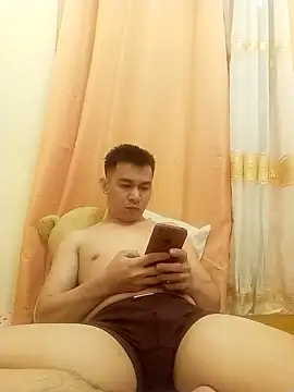 Snapshot of Yumco chatting on November 2025 11:37:01 AM Yumco online show from November 2025 11:37:01 AM