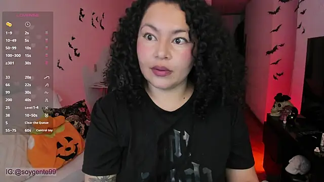 Chubby Licius online show from October 2025 11:48:02 PM