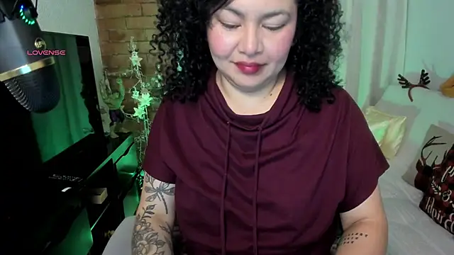 Chubby Licius online show from December 2025 12:37:02 AM