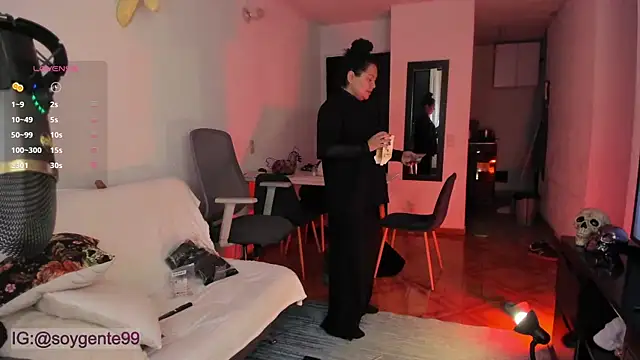 Snapshot of Chubby_Licius chatting on October 2025 11:05:02 PM Chubby Licius online show from October 2025 11:05:02 PM