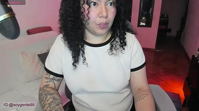 Chubby Licius online show from November 2025 12:03:02 AM