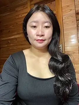 violet-00 online show from December 2025 04:36:01 AM