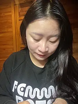 violet-00 online show from March 2026 01:43:02 AM