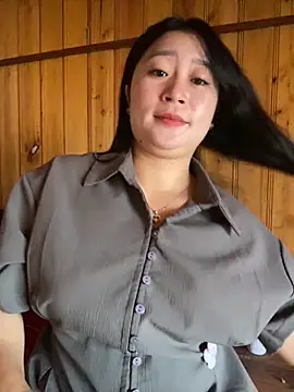 violet-00 online show from October 2025 12:55:02 AM