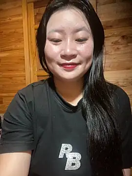 violet-00 online show from February 2026 01:39:02 AM