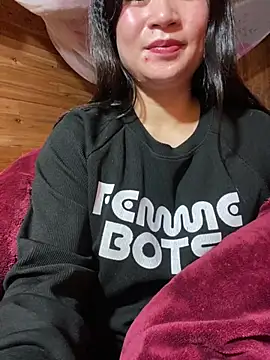 violet-00 online show from January 2026 01:39:01 PM