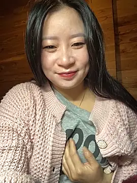 violet-00 online show from November 2025 10:21:01 PM