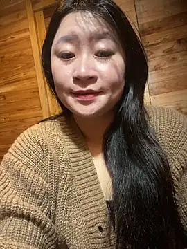 violet-00 online show from February 2026 01:36:02 AM